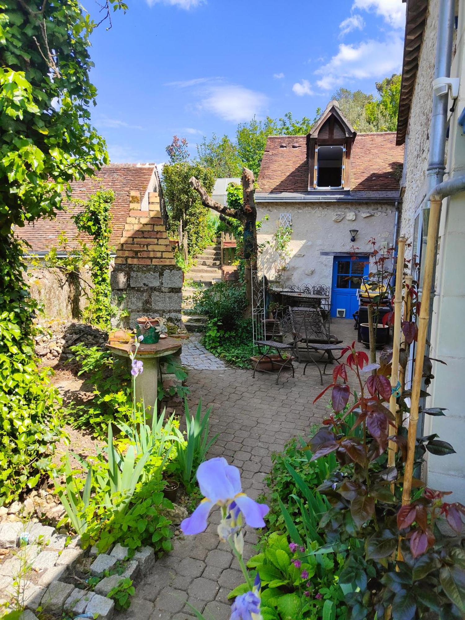 La Maison Bleue De Husseau Ancienne Ferme Semi-Troglodytique 18E Siecle Villa Montlouis-sur-Loire Exterior foto